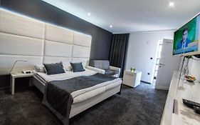 Hotel Cool Zagreb Airport